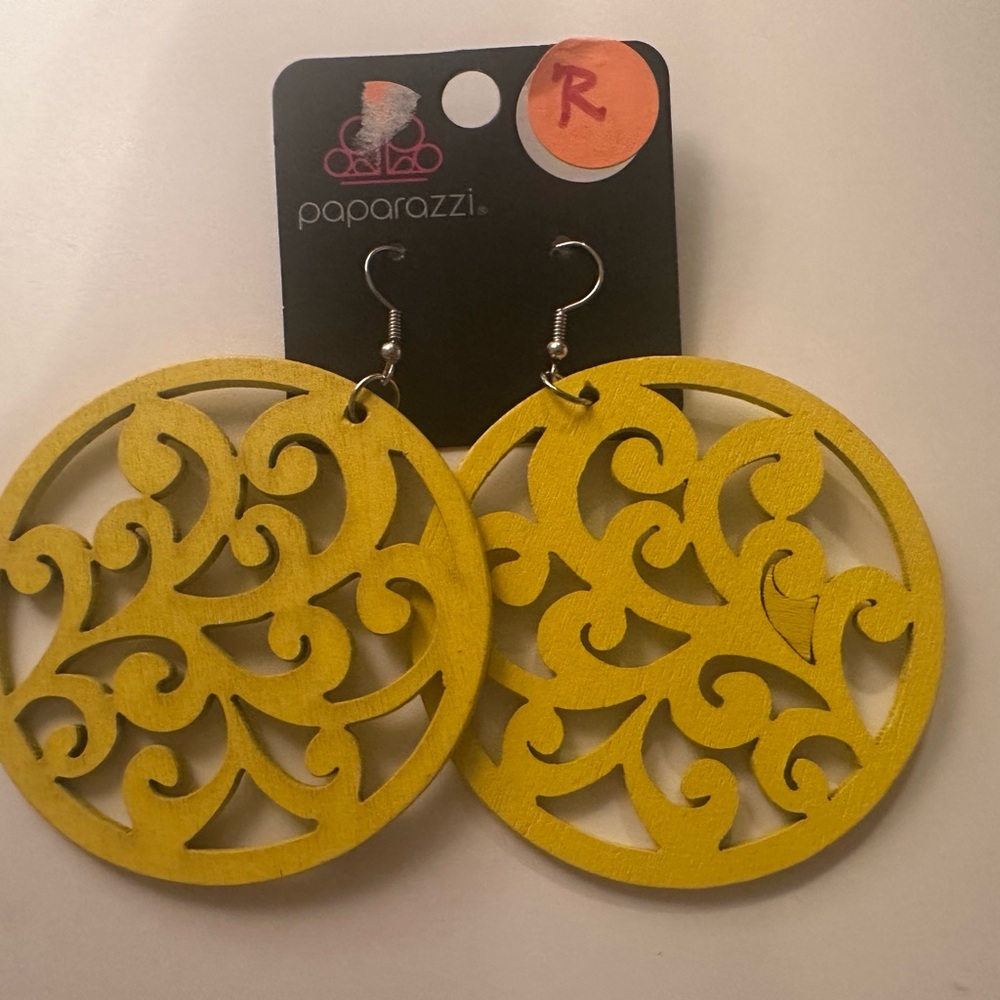 Paparazzi Vibrant Yellow Cut-Out Earrings